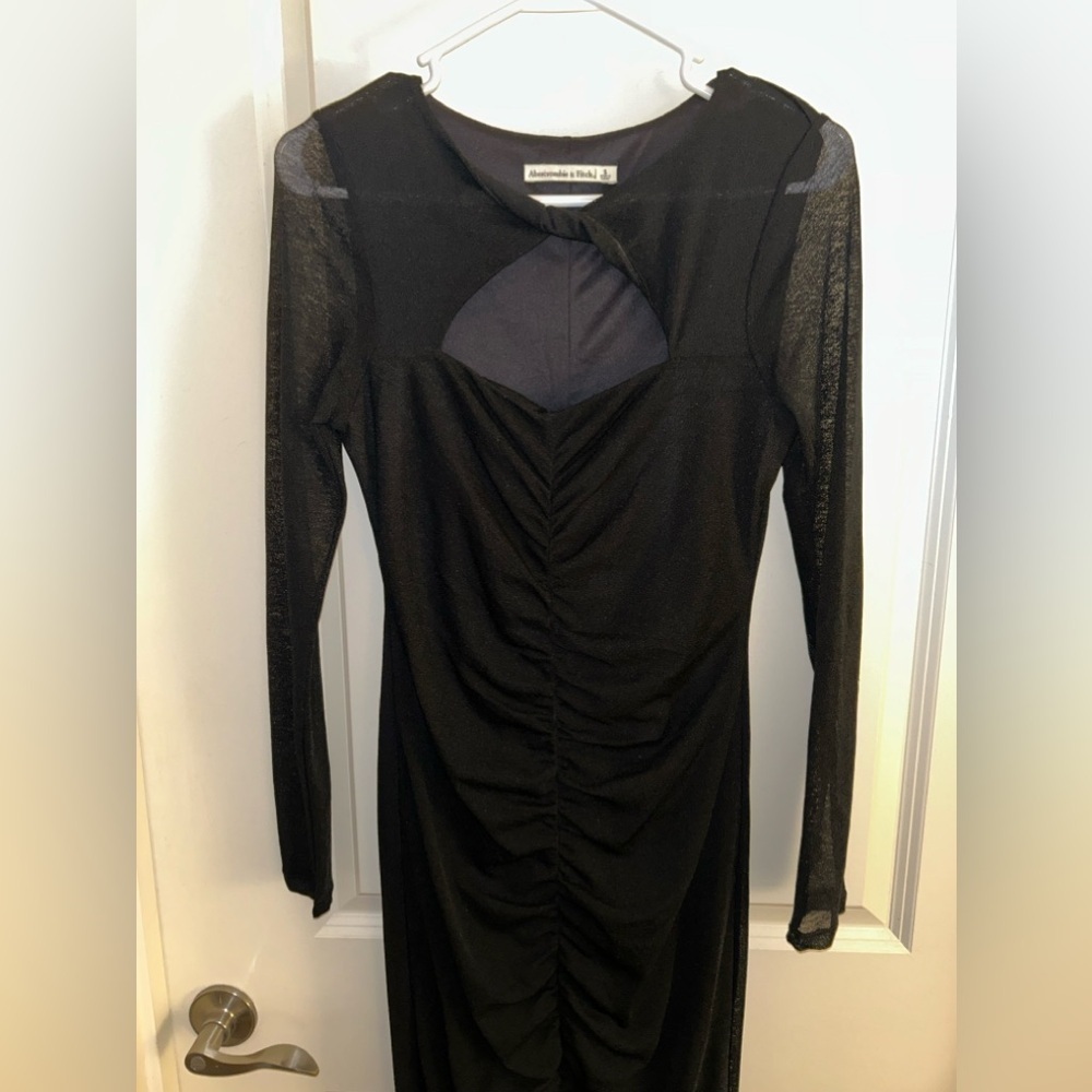 Abercrombie & Fitch black long sleeve cut out dress. Size small - Picture 4 of 4